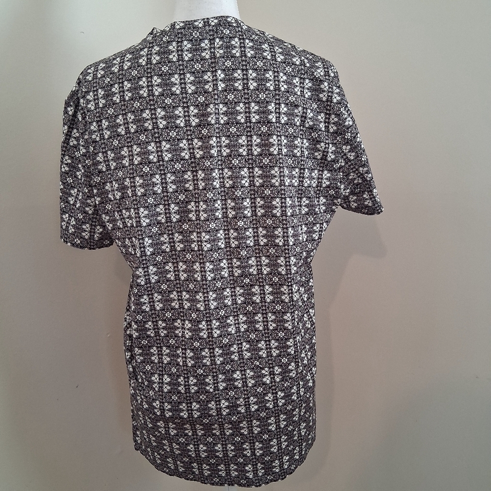 Alexander Mcqueen Skull Men's Black and Gray Graphic T-Shirt Size Large - Picture 3 of 9